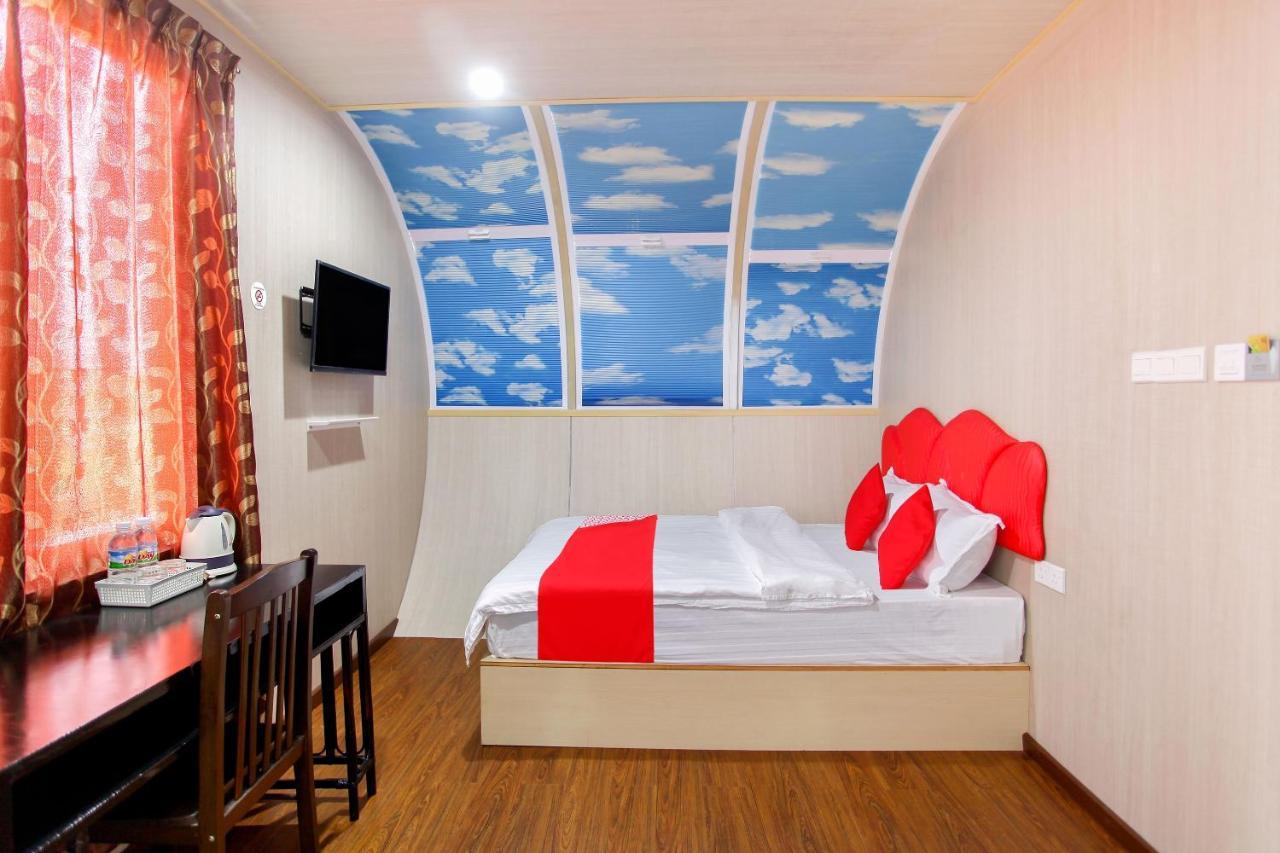 Oyo 89478 Lkh Motel Kota Kinabalu Bagian luar foto