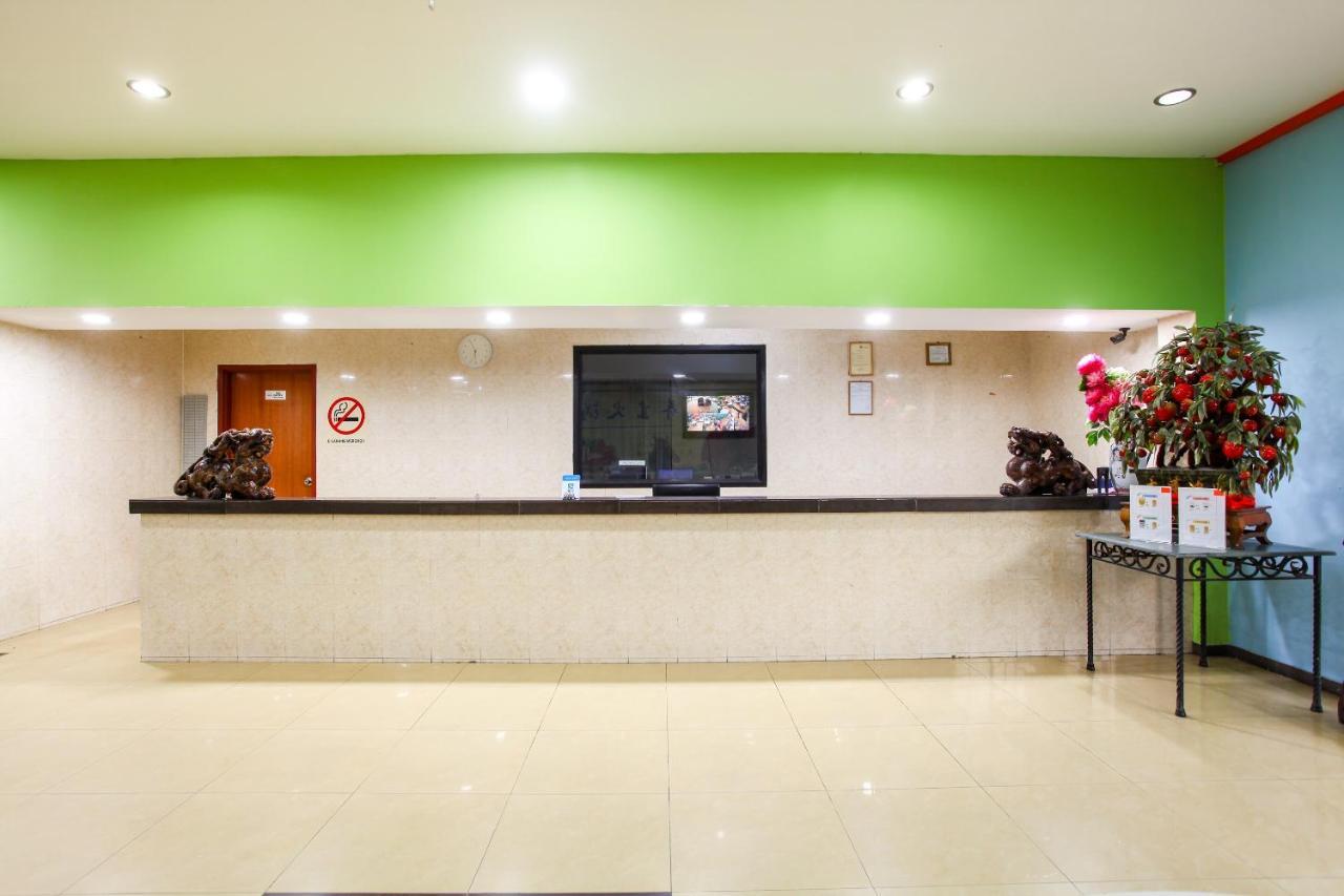 Oyo 89478 Lkh Motel Kota Kinabalu Bagian luar foto